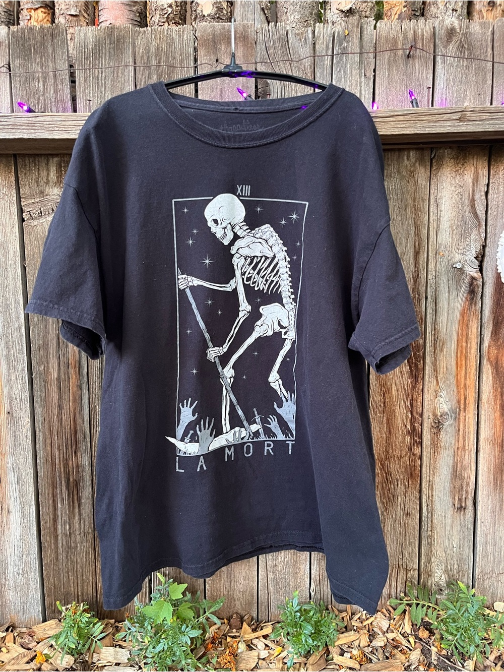 Goth Tarot Black Graphic Tee with Skeleton 'La Mort' Design